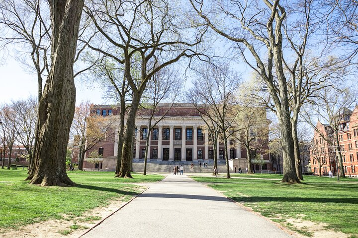 Private 2 Hour Harvard and Cambridge Walking Tour - Photo 1 of 12